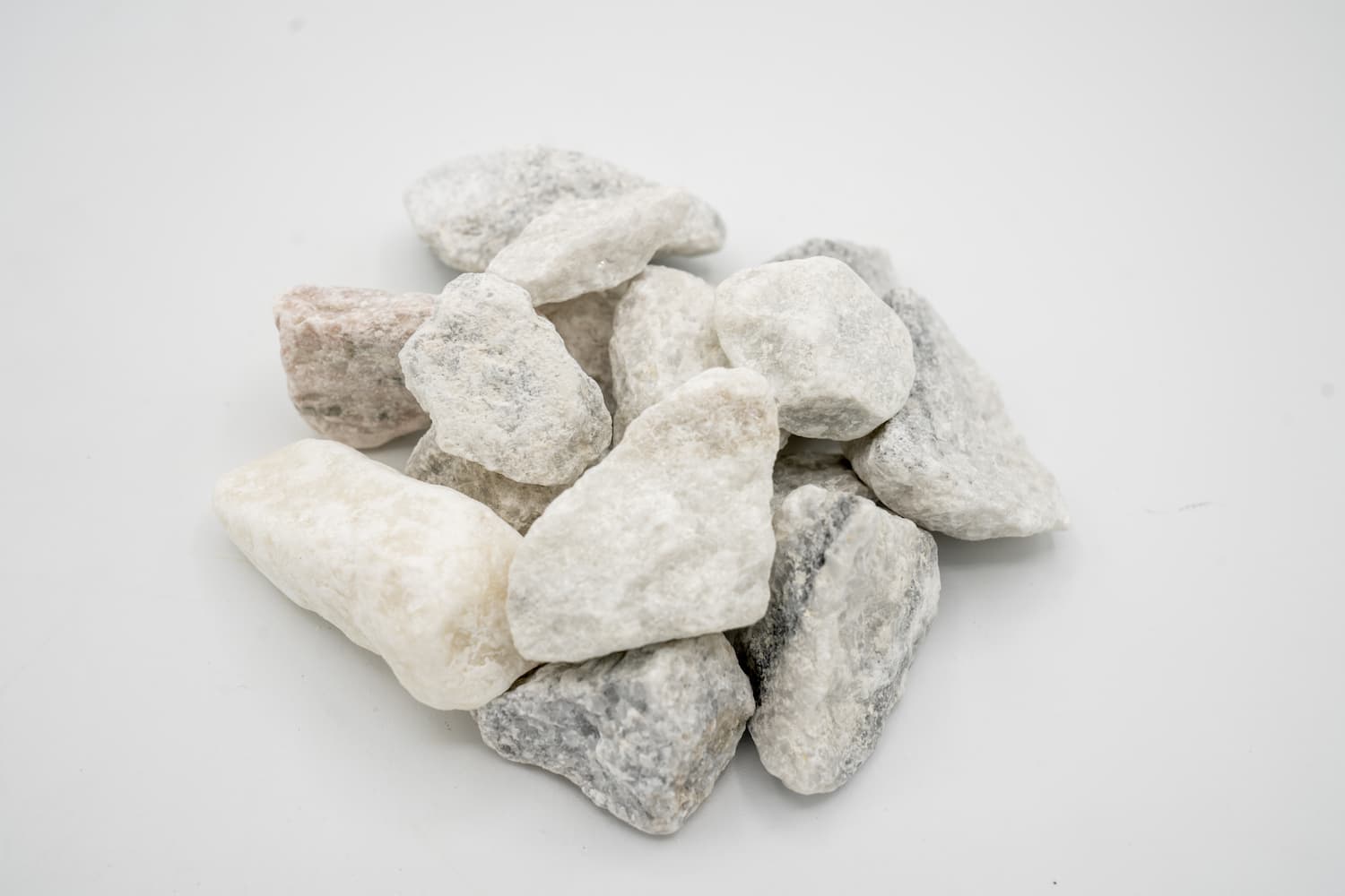 White Marble Chips Bulk